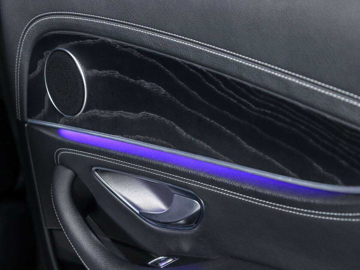 Купить Mercedes-Benz E-Класс с пробегом. Фото: #15