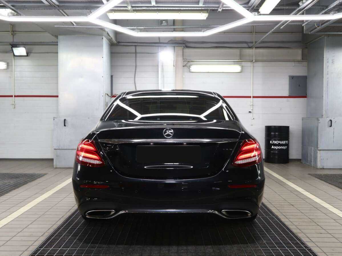 Купить Mercedes-Benz E-Класс с пробегом. Фото: #4