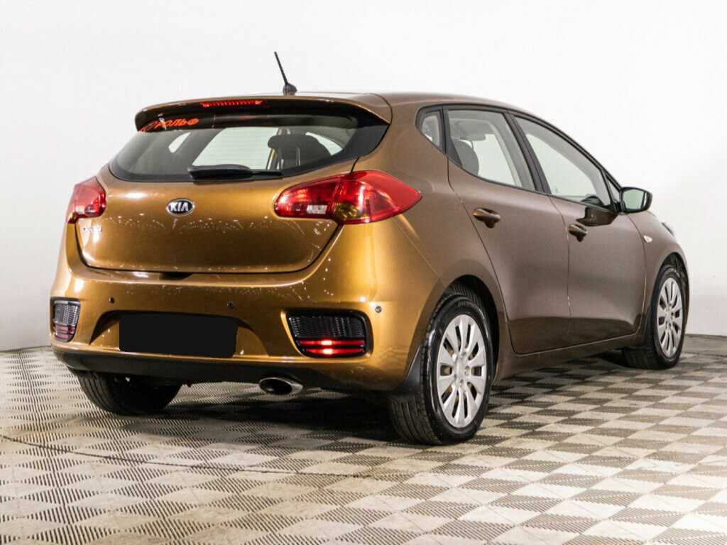 Купить Kia Ceed с пробегом. Фото: #4