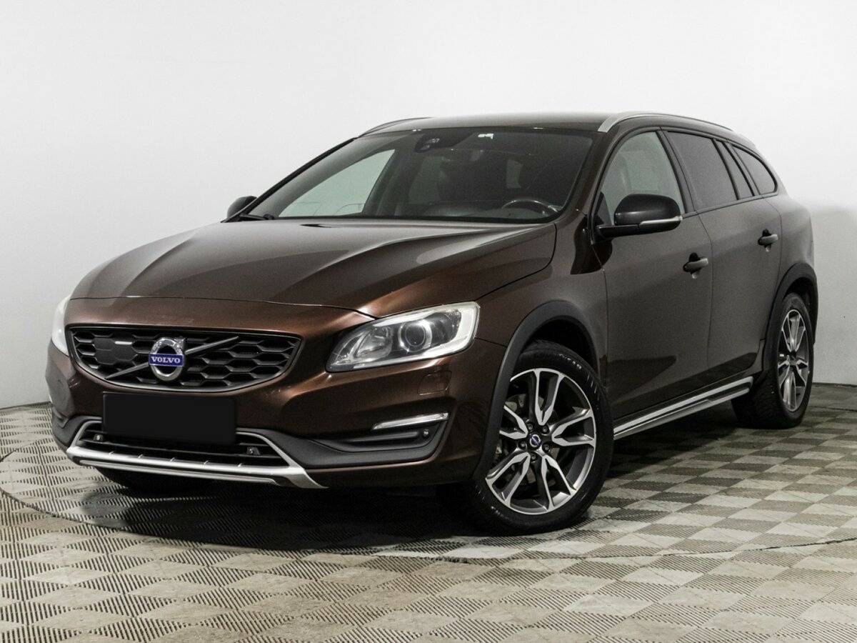Купить Volvo V60 Cross Country с пробегом. Посмотреть фото