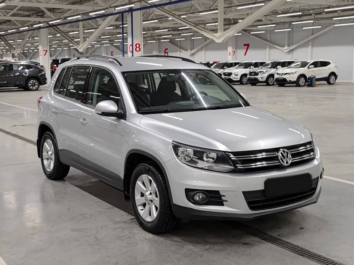 Купить Volkswagen Tiguan с пробегом. Фото: #2
