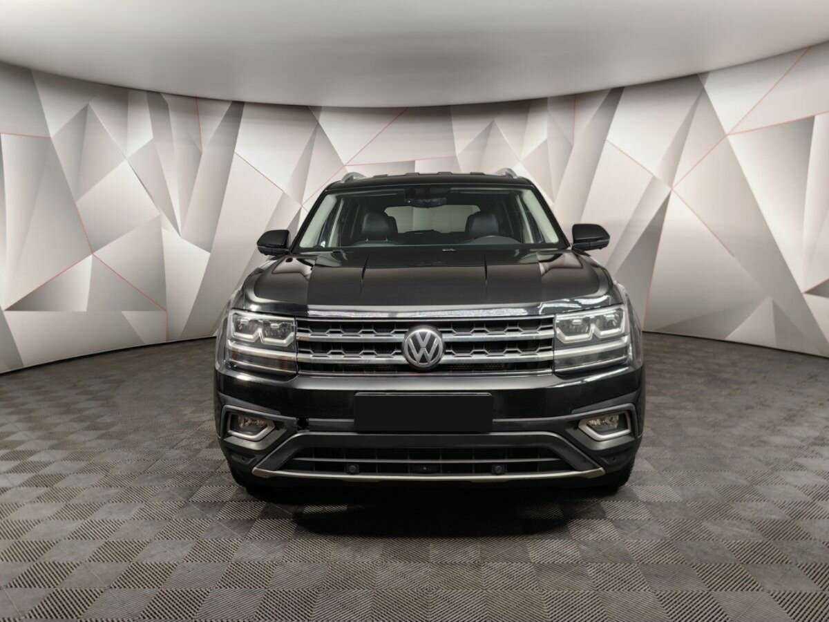 Купить Volkswagen Teramont с пробегом. Фото: #6