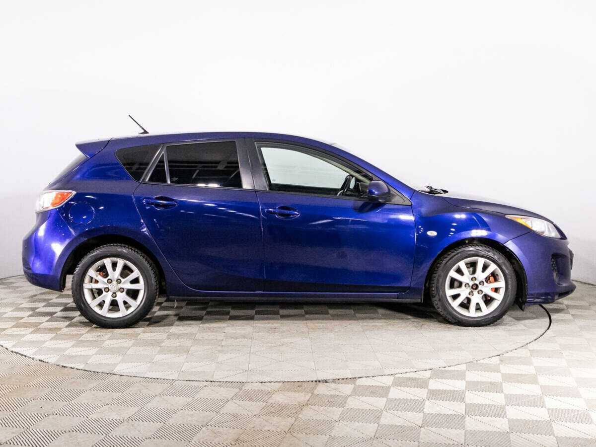 Купить Mazda 3 с пробегом. Фото: #3