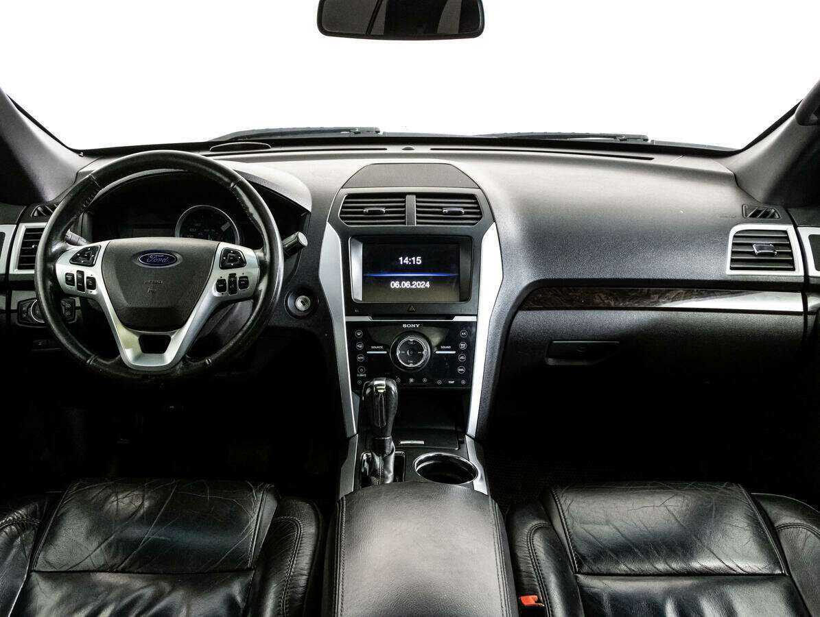 Купить Ford Explorer с пробегом. Фото: #7