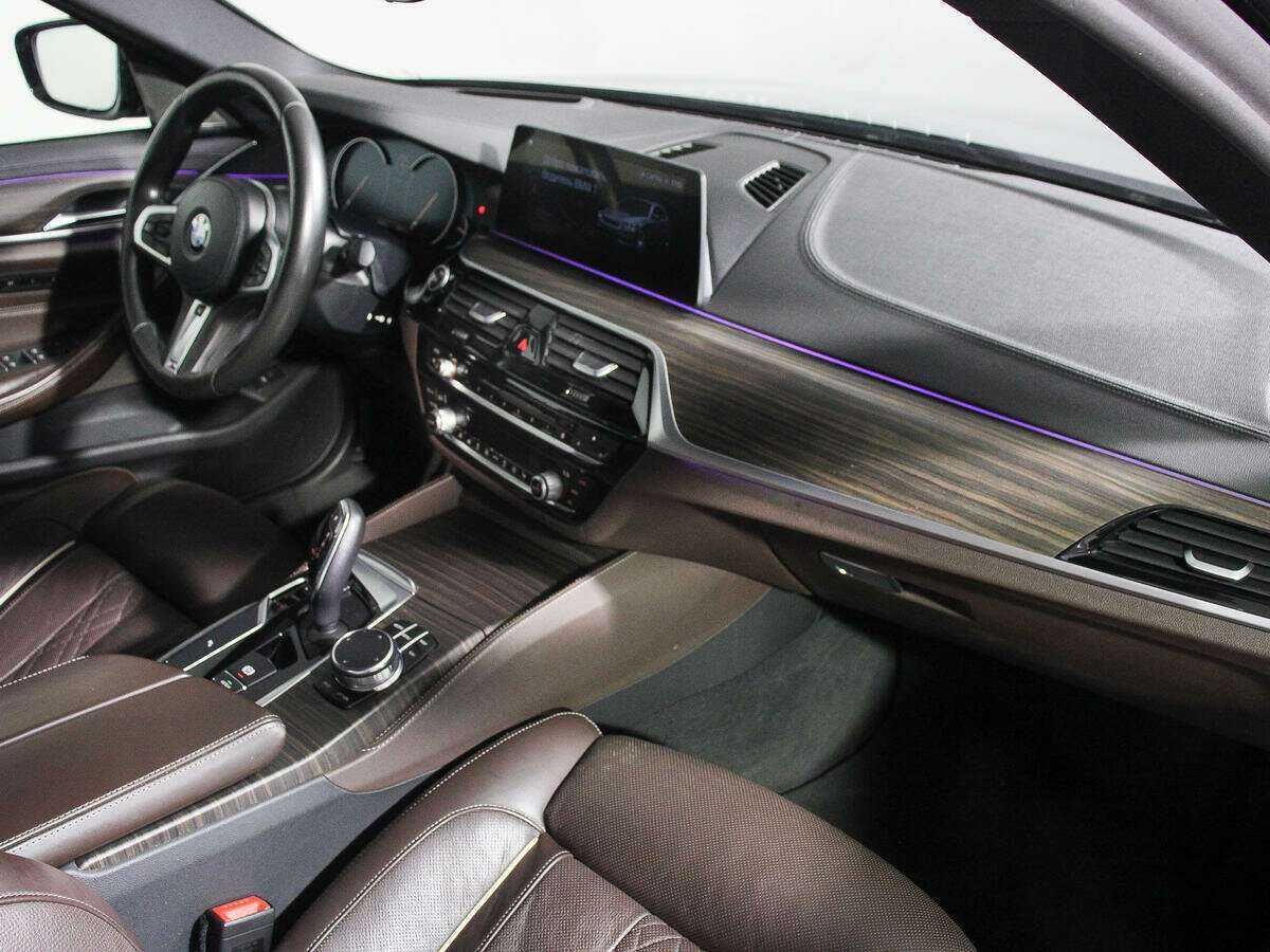Купить BMW 5 серии с пробегом. Фото: #4