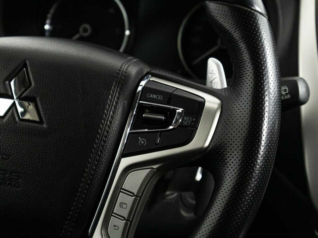 Купить Mitsubishi Pajero Sport с пробегом. Фото: #14