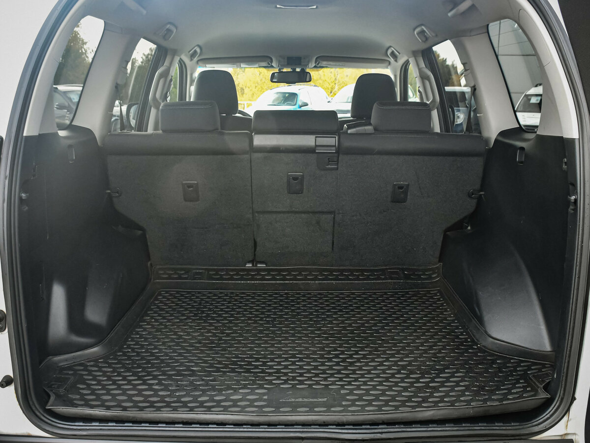 Купить Toyota Land Cruiser Prado с пробегом. Фото: #13