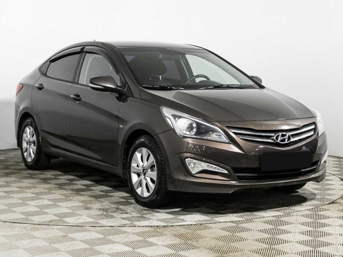 Купить Hyundai Solaris с пробегом. Фото: #2
