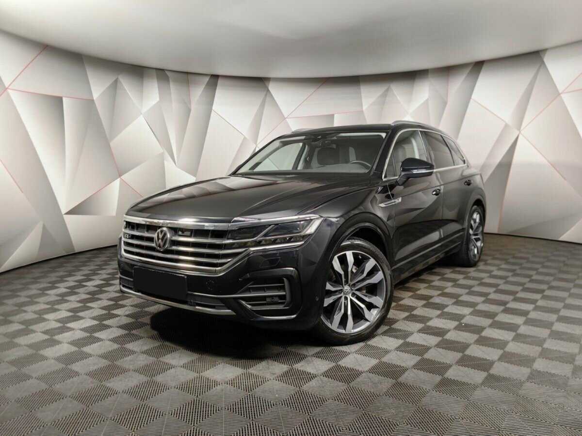 Купить Volkswagen Touareg с пробегом. Фото: #0