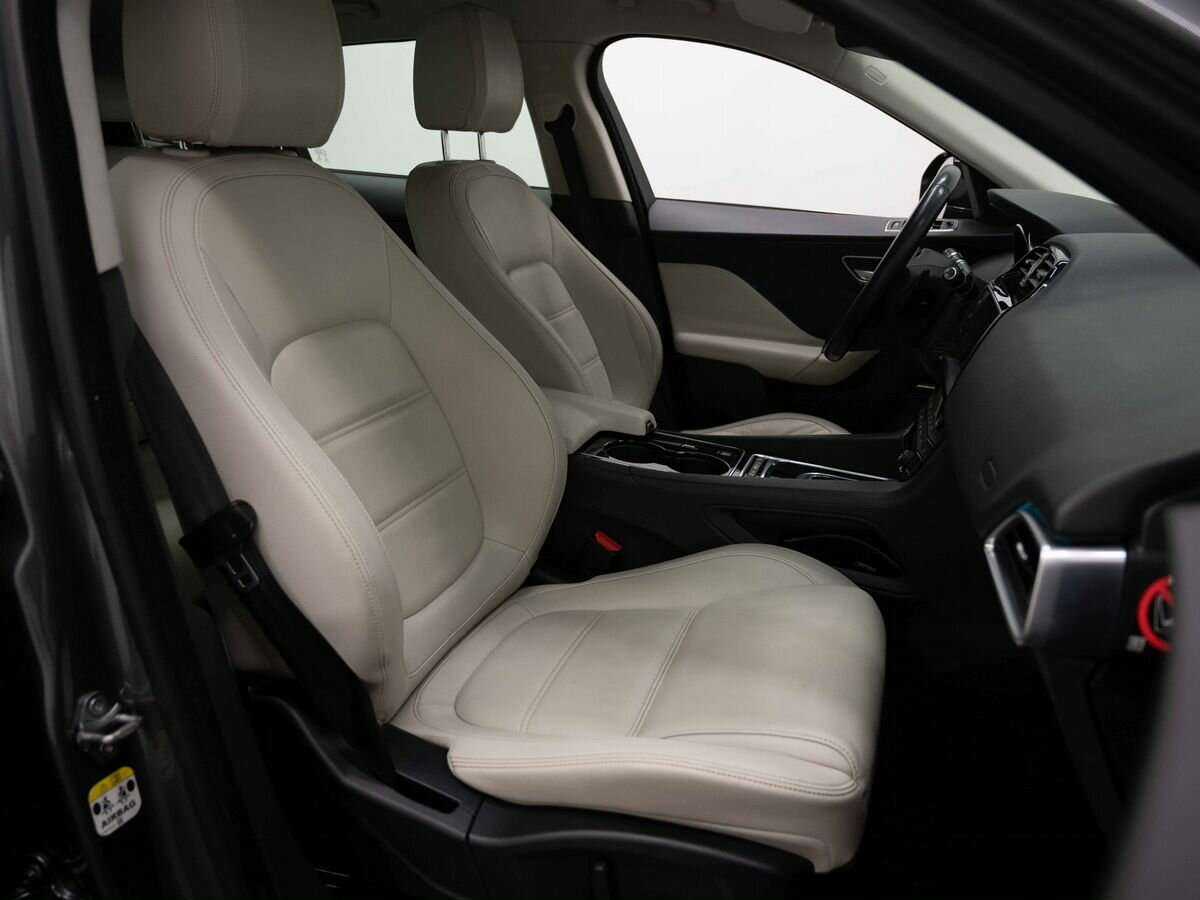 Купить Jaguar F-Pace с пробегом. Фото: #18
