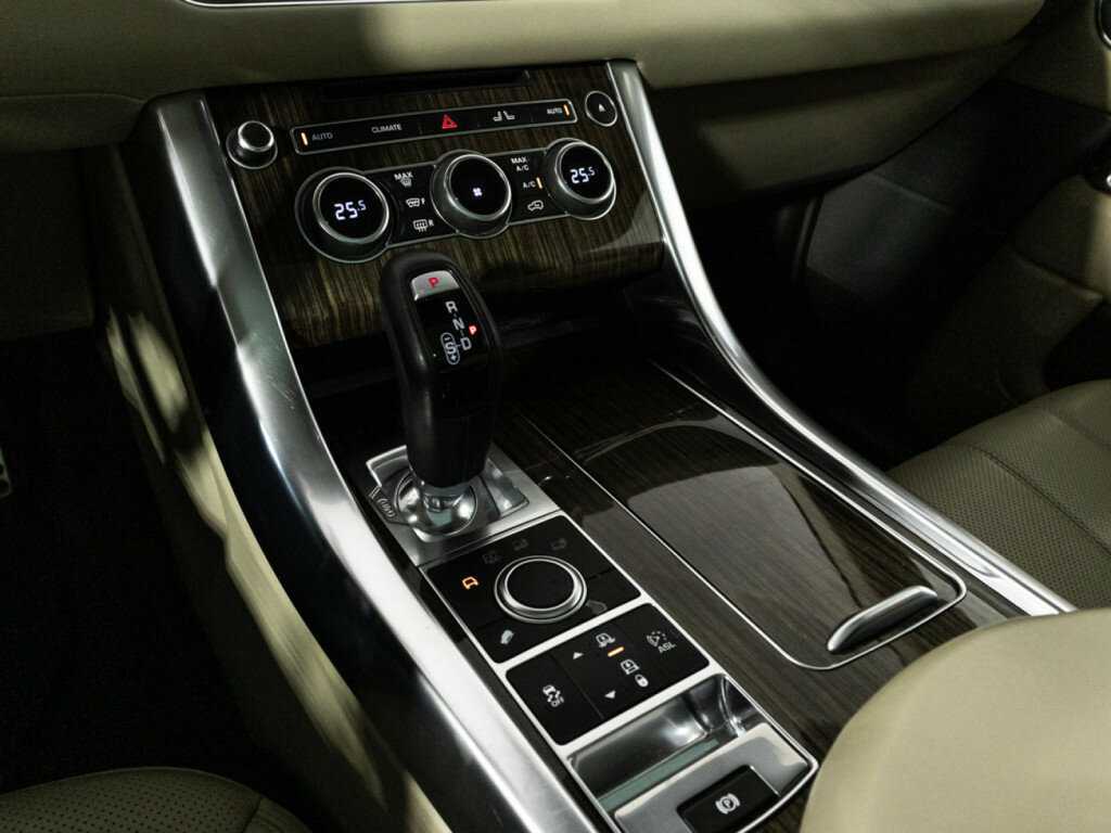 Купить Land Rover Range Rover Sport с пробегом. Фото: #19