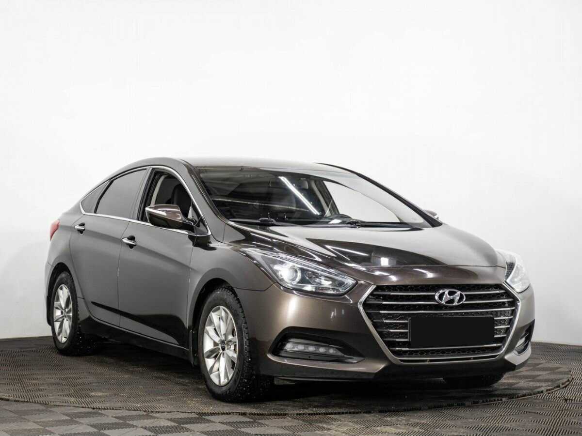 Купить Hyundai i40 с пробегом. Фото: #2
