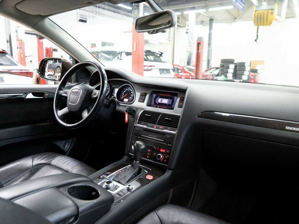 Купить Audi Q7 с пробегом. Фото: #18