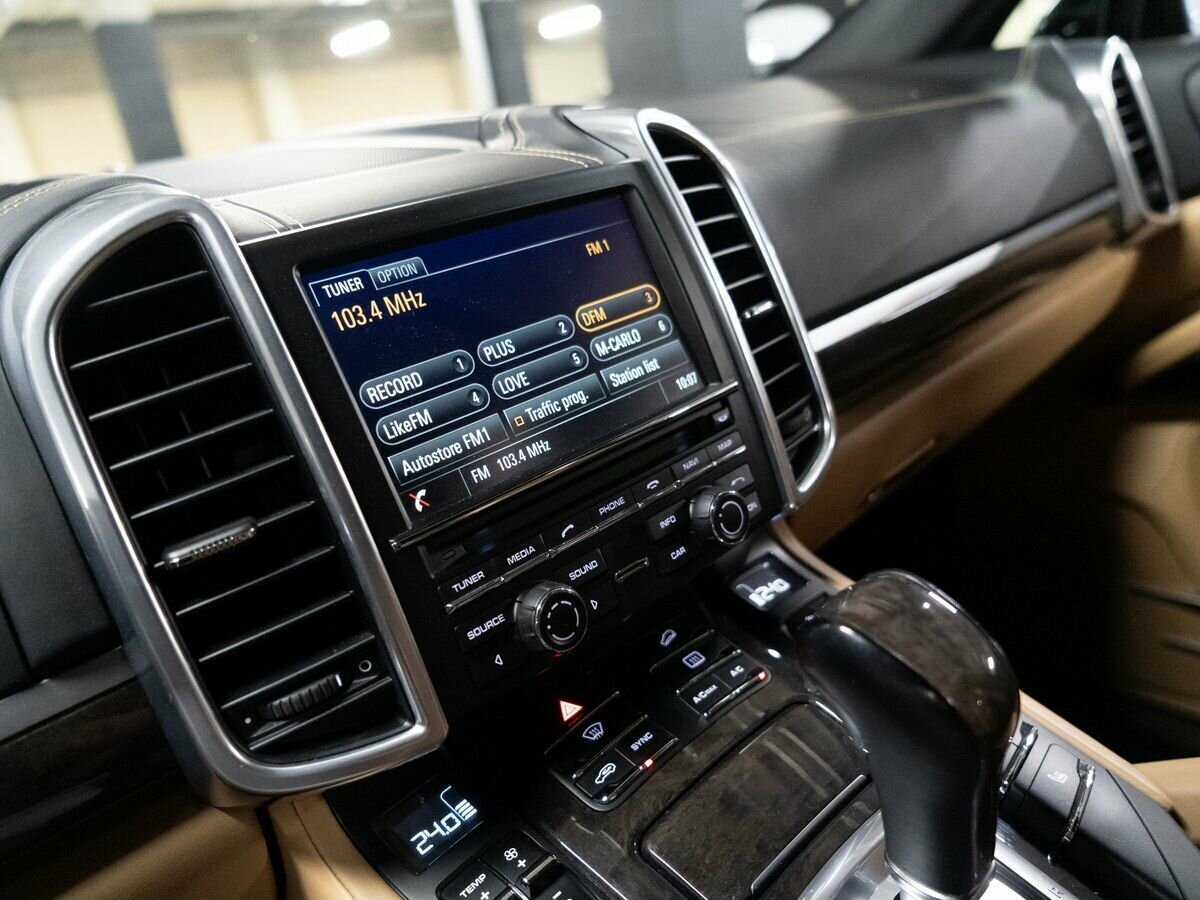 Купить Porsche Cayenne с пробегом. Фото: #19