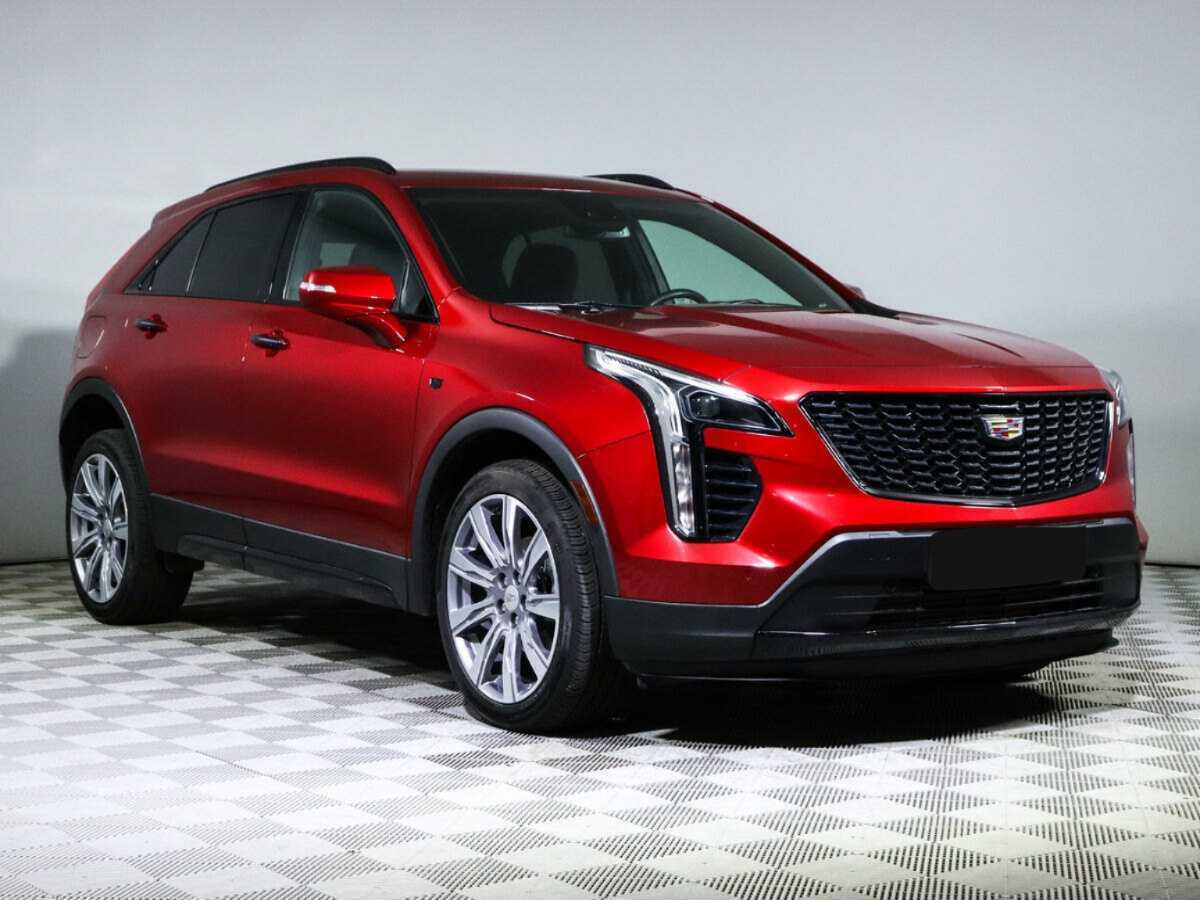Купить Cadillac XT4 с пробегом. Фото: #2