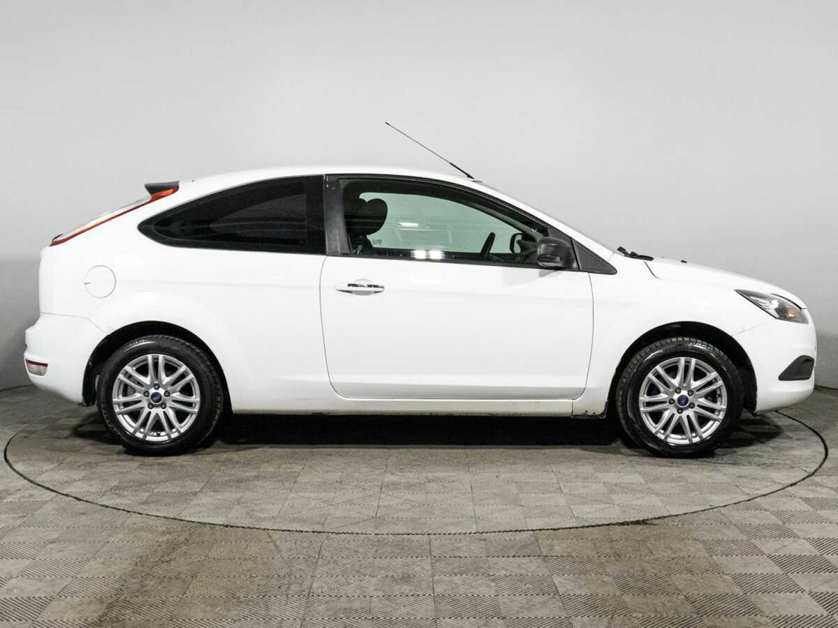 Купить Ford Focus с пробегом. Фото: #3