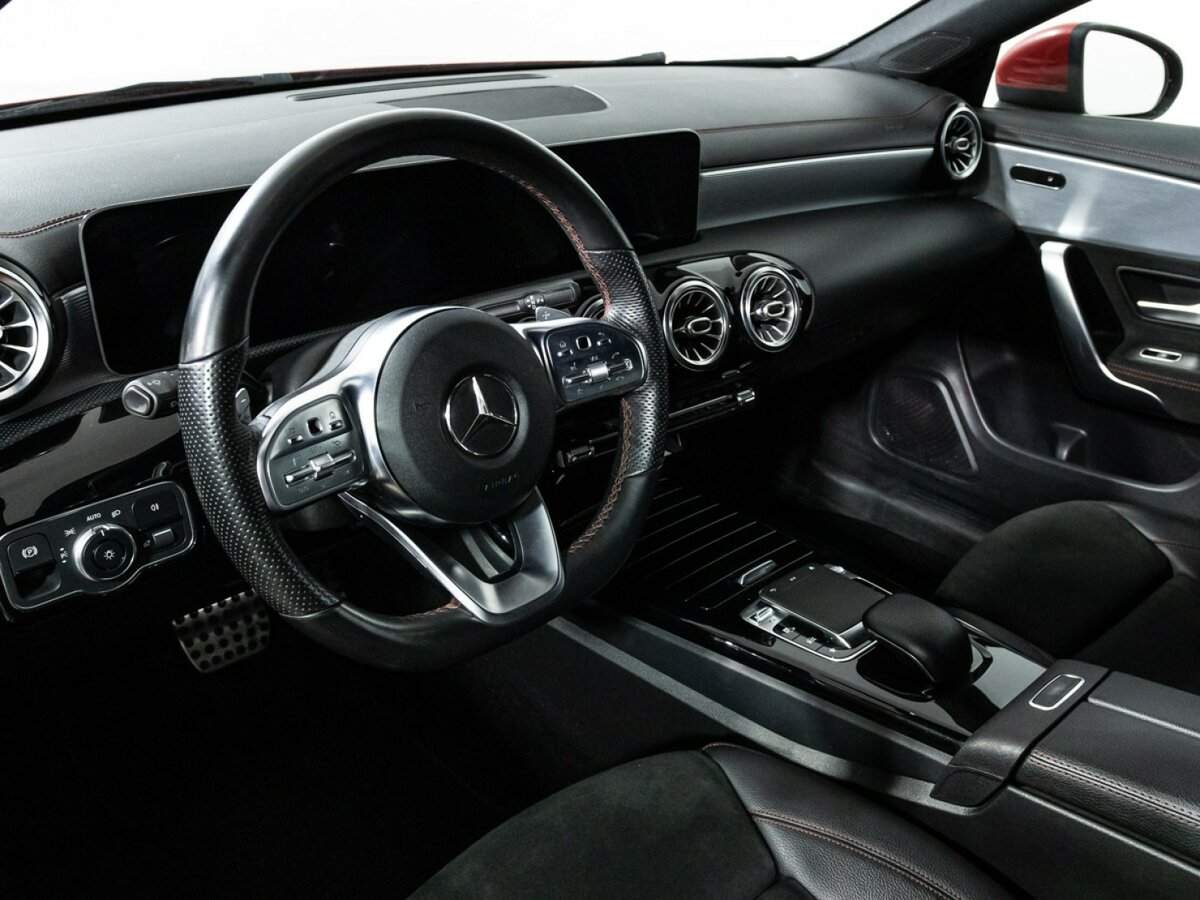 Купить Mercedes-Benz CLA с пробегом. Фото: #10