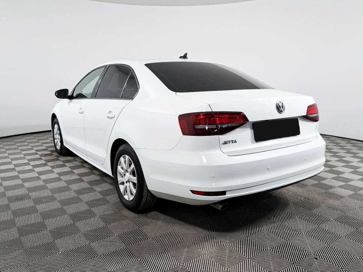 Купить Volkswagen Jetta с пробегом. Фото: #5