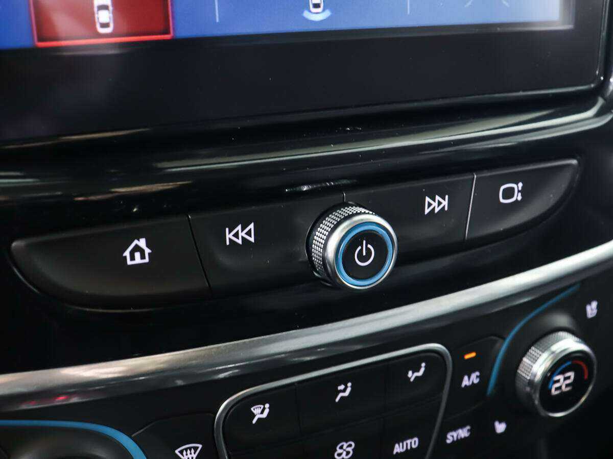Купить Chevrolet Traverse с пробегом. Фото: #16