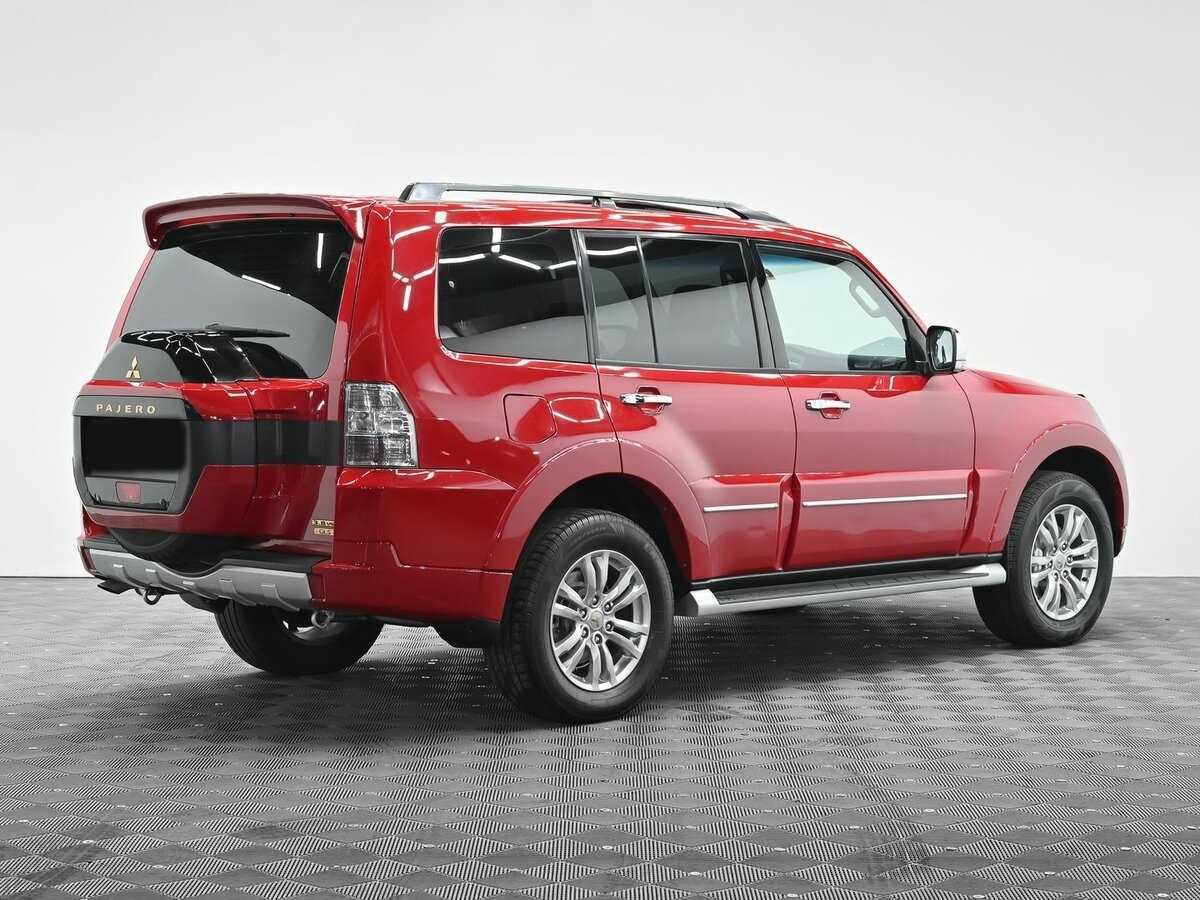 Купить Mitsubishi Pajero с пробегом. Фото: #3
