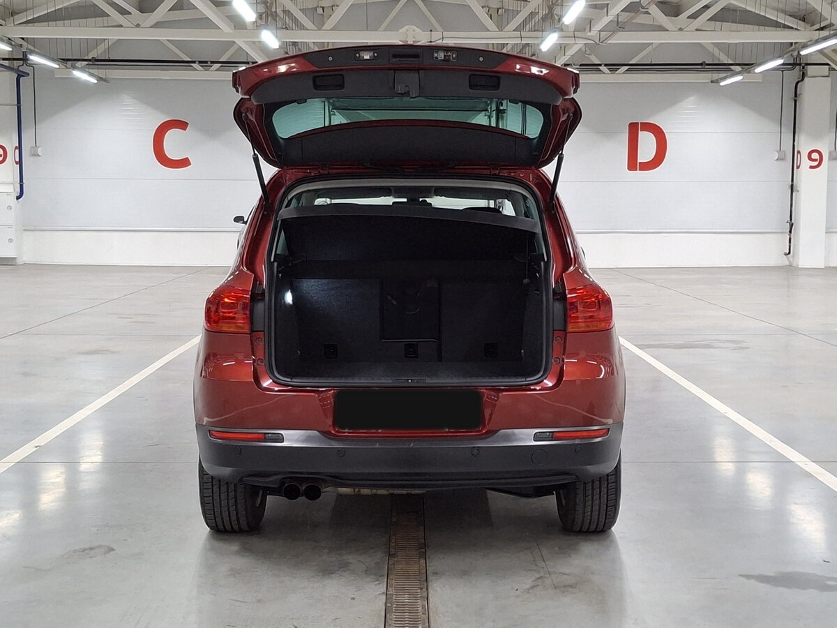 Купить Volkswagen Tiguan с пробегом. Фото: #9