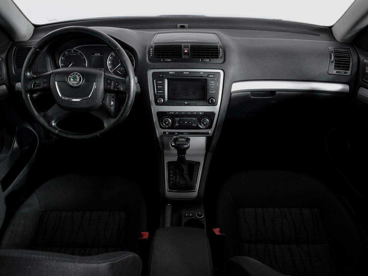 Купить Skoda Octavia с пробегом. Фото: #11