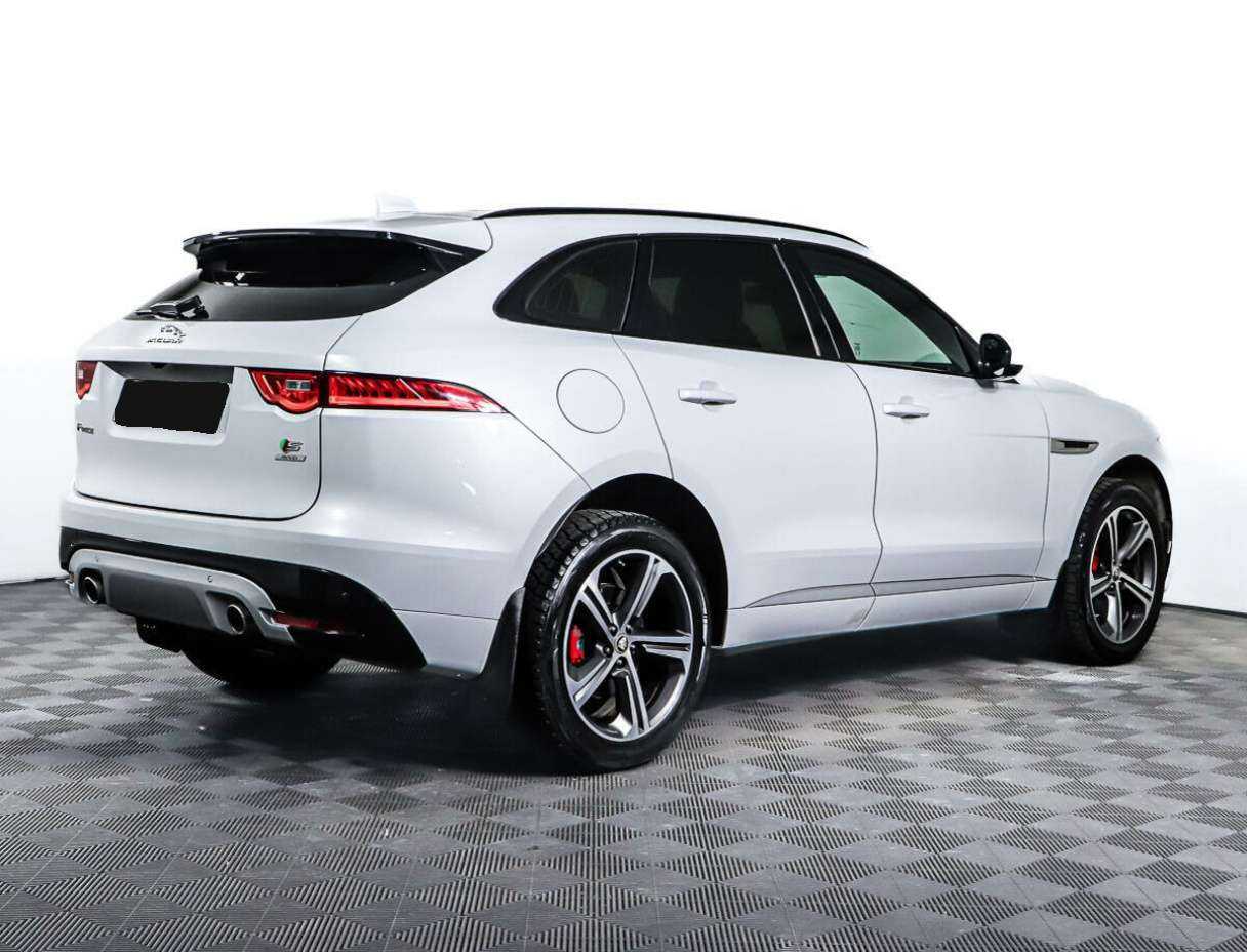 Купить Jaguar F-Pace с пробегом. Фото: #4