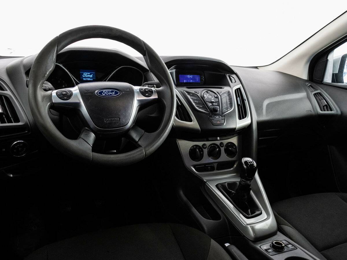 Купить Ford Focus с пробегом. Фото: #10