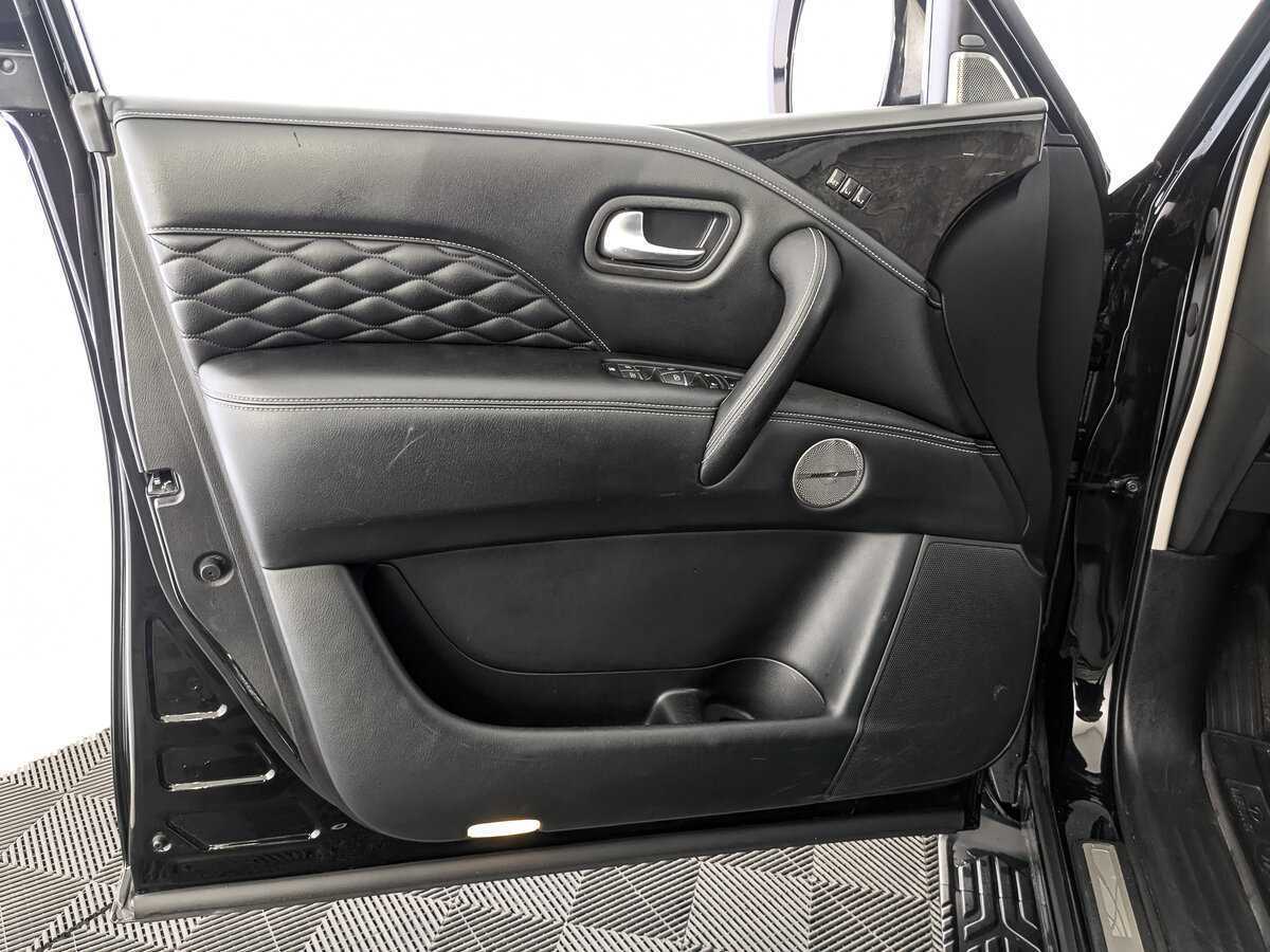 Купить Infiniti QX80 с пробегом. Фото: #14