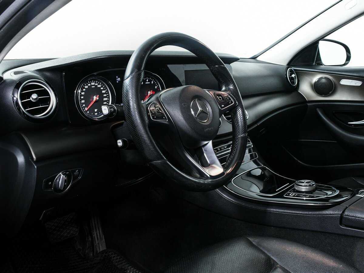 Купить Mercedes-Benz E-Класс с пробегом. Фото: #9