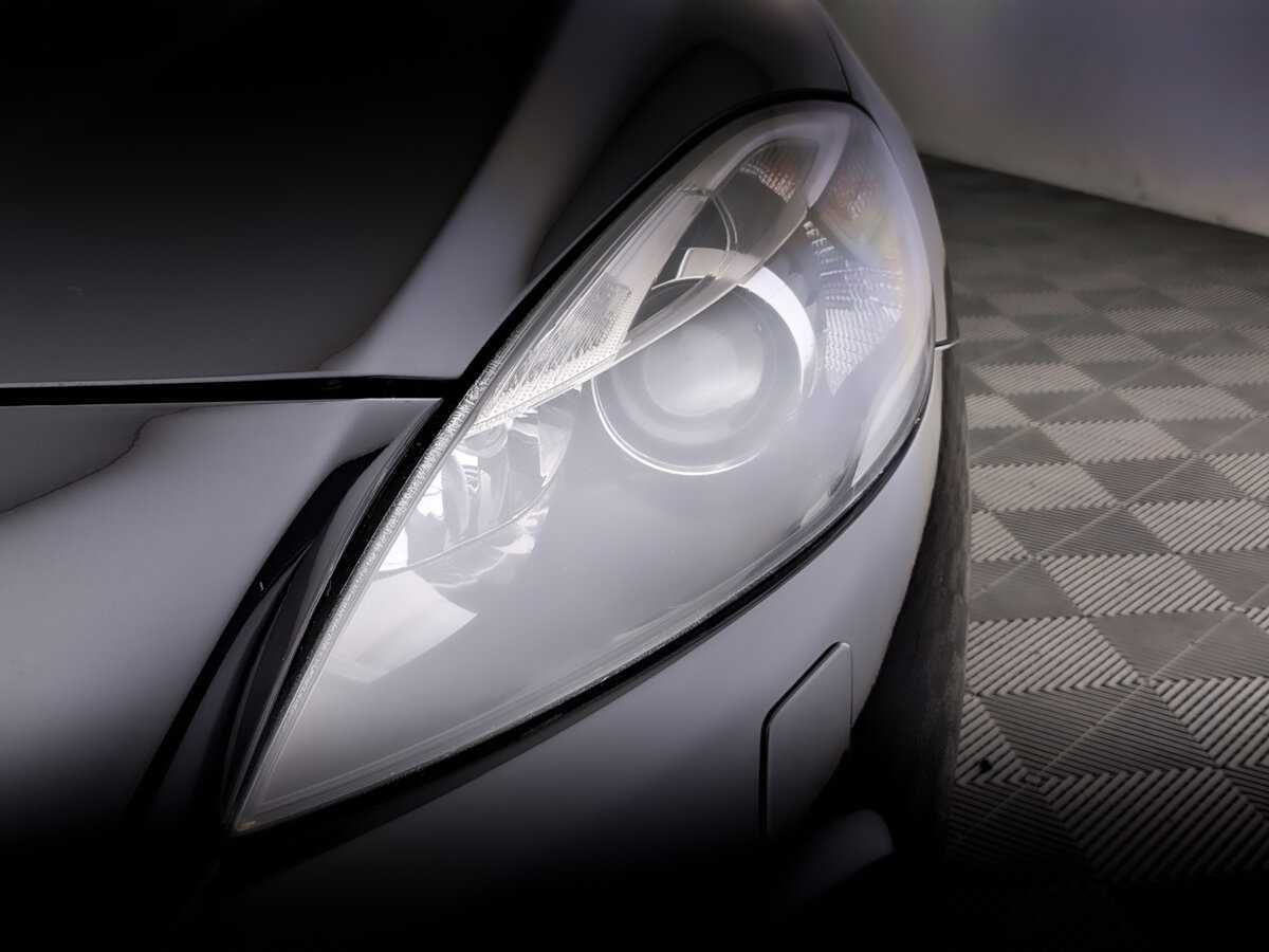 Купить Volvo V40 с пробегом. Фото: #16