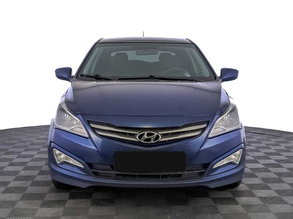 Купить Hyundai Solaris с пробегом. Фото: #1