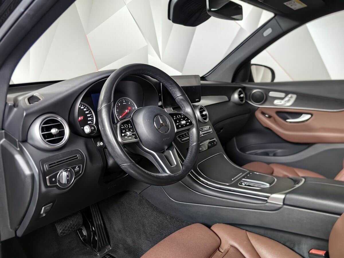 Купить Mercedes-Benz GLC с пробегом. Фото: #13