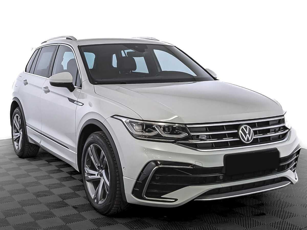 Купить Volkswagen Tiguan с пробегом. Фото: #2