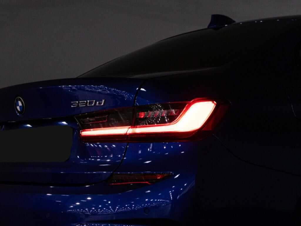 Купить BMW 3 серии с пробегом. Фото: #23