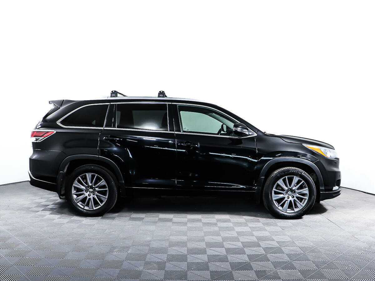 Купить Toyota Highlander с пробегом. Фото: #3
