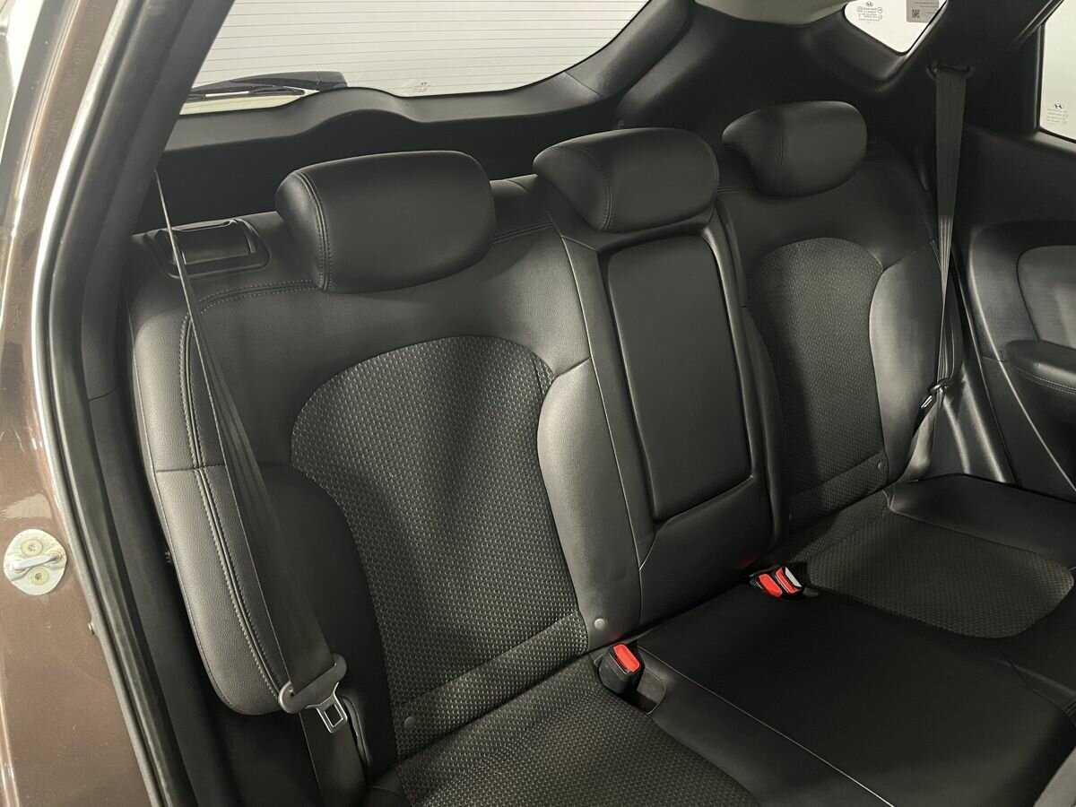 Купить Hyundai ix35 с пробегом. Фото: #12
