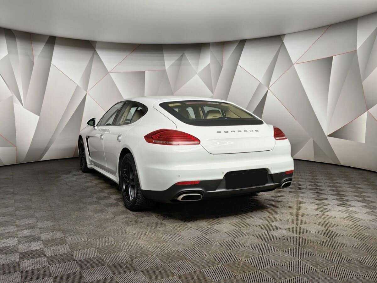 Купить Porsche Panamera с пробегом. Фото: #3