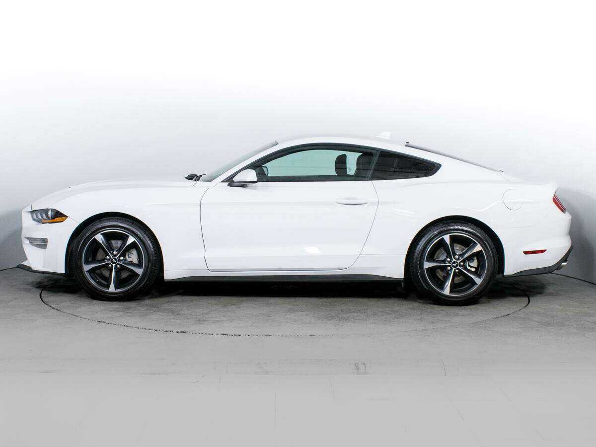 Купить Ford Mustang с пробегом. Фото: #7