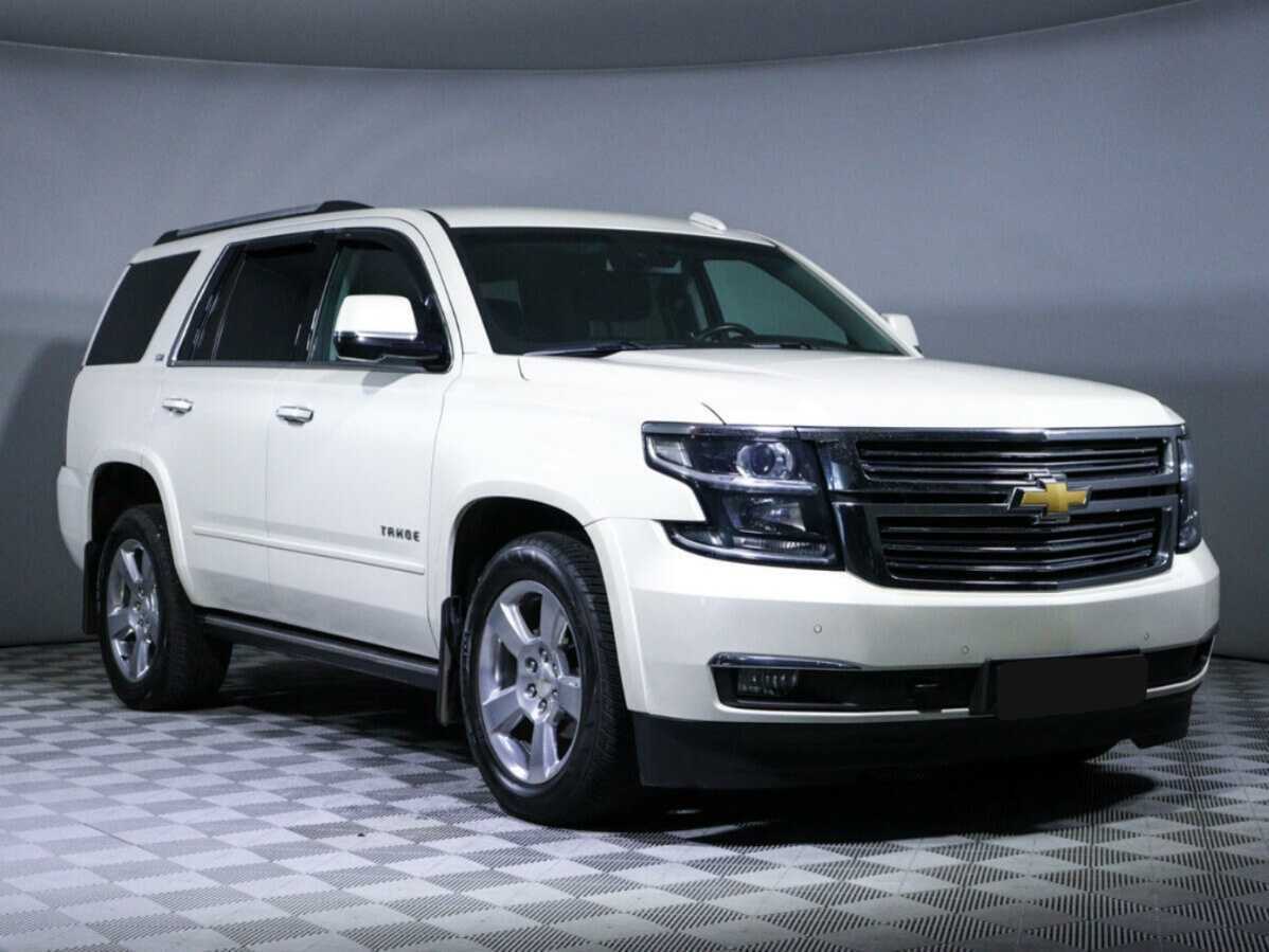 Купить Chevrolet Tahoe с пробегом. Фото: #2