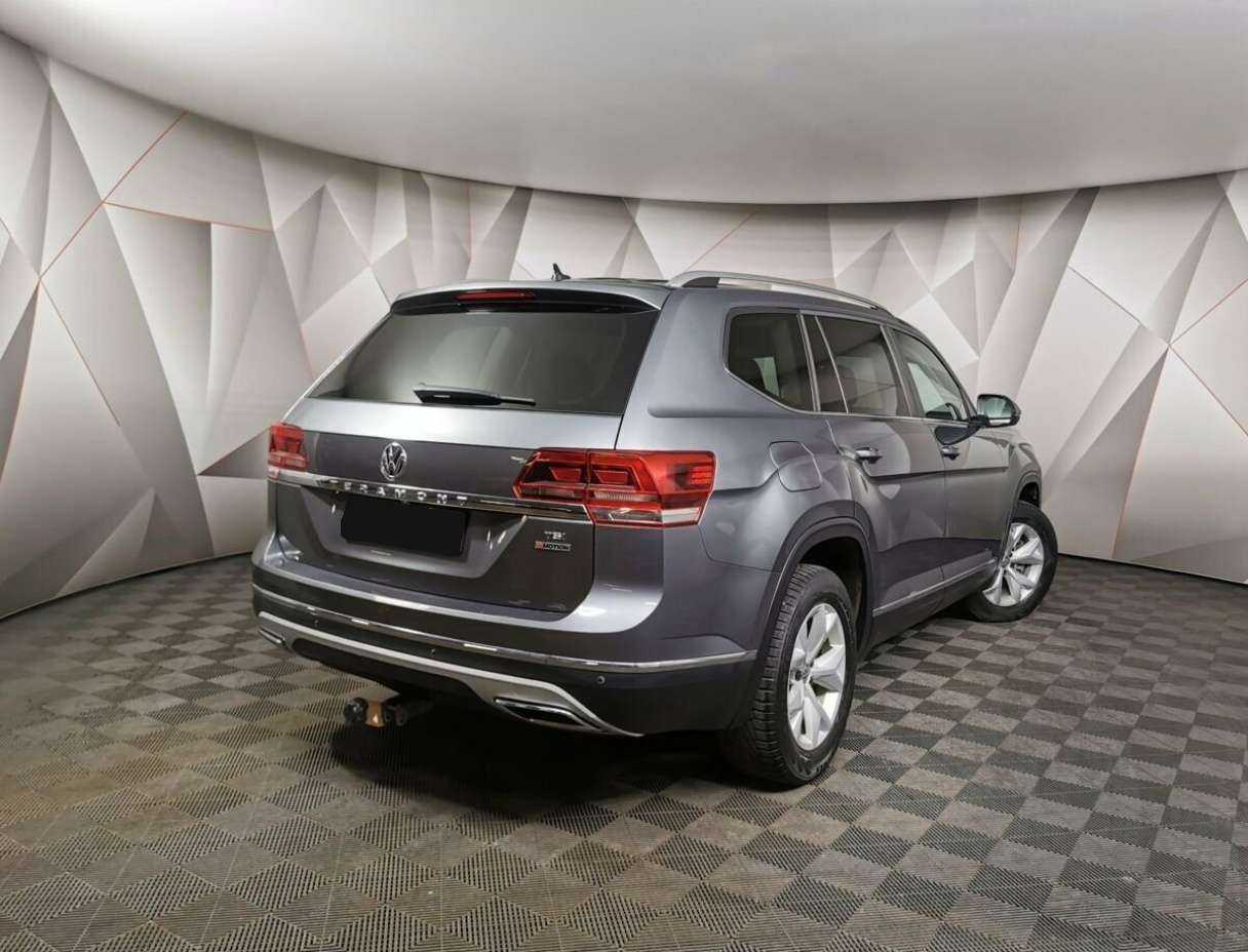 Купить Volkswagen Teramont с пробегом. Фото: #1