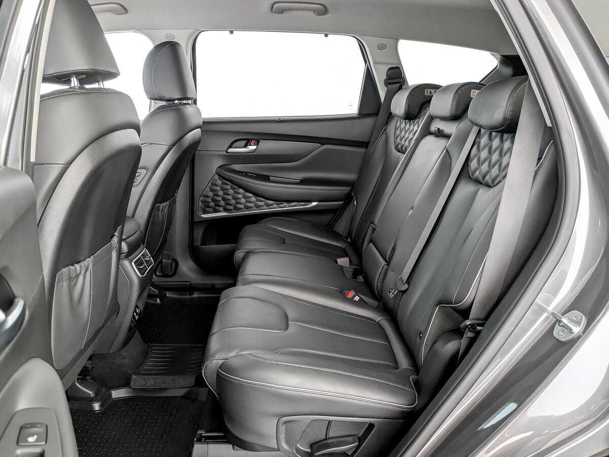 Купить Hyundai Santa Fe с пробегом. Фото: #11