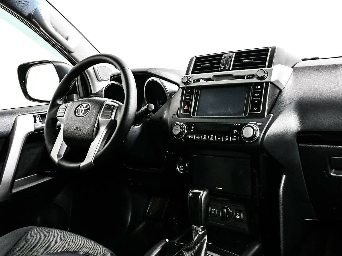 Купить Toyota Land Cruiser Prado с пробегом. Фото: #8