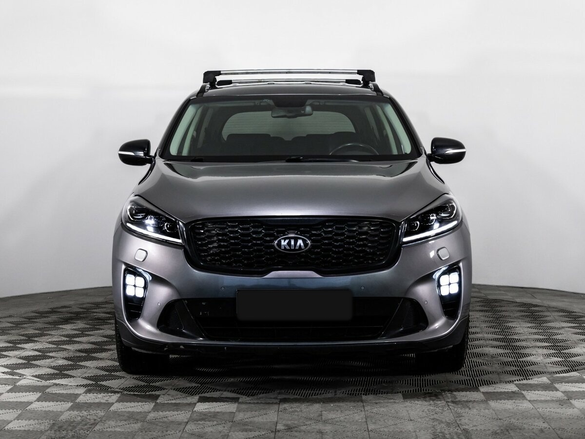 Купить Kia Sorento с пробегом. Фото: #1