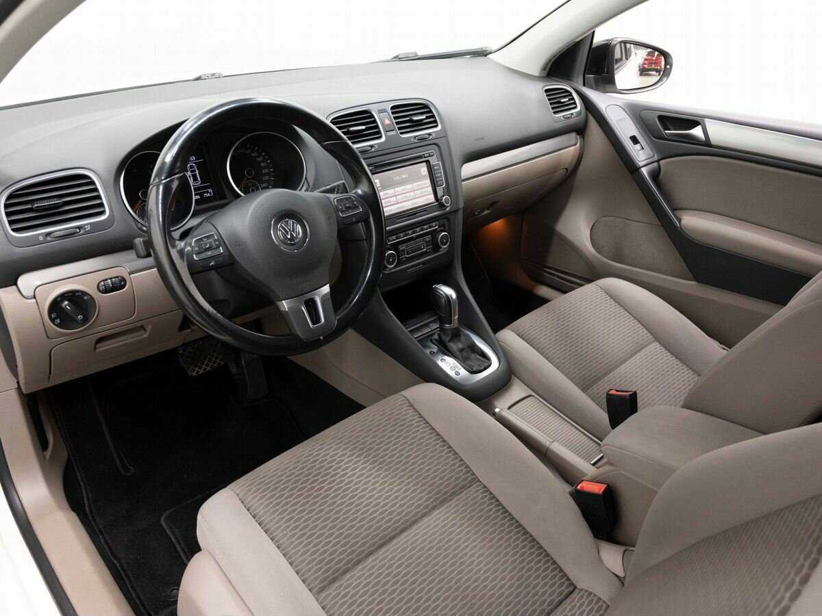 Купить Volkswagen Golf с пробегом. Фото: #7