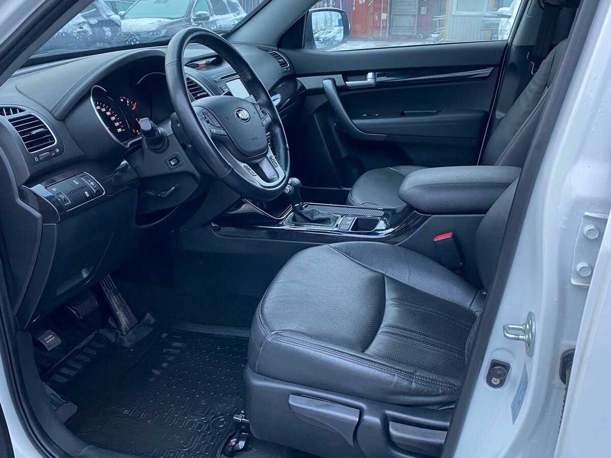 Купить Kia Sorento с пробегом. Фото: #6