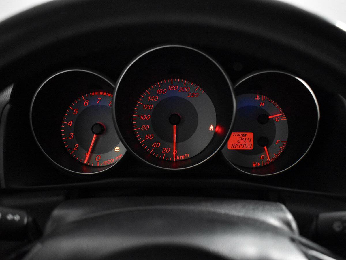 Купить Mazda 3 с пробегом. Фото: #14