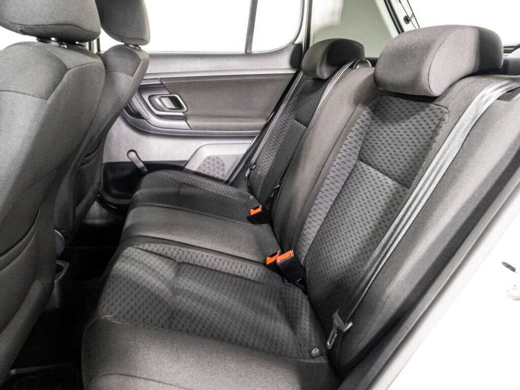 Купить Skoda Fabia с пробегом. Фото: #9