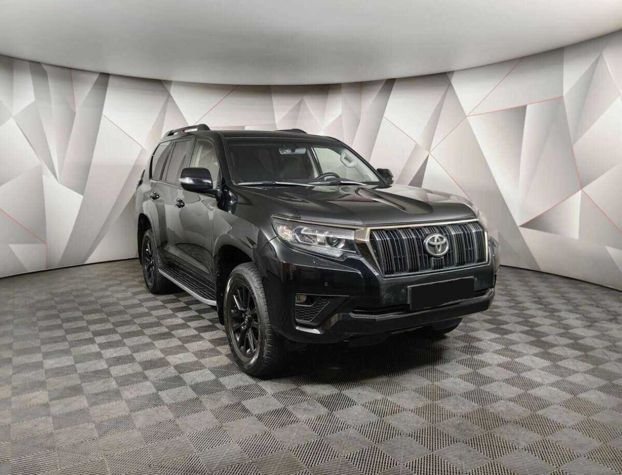 Купить Toyota Land Cruiser Prado с пробегом. Фото: #2