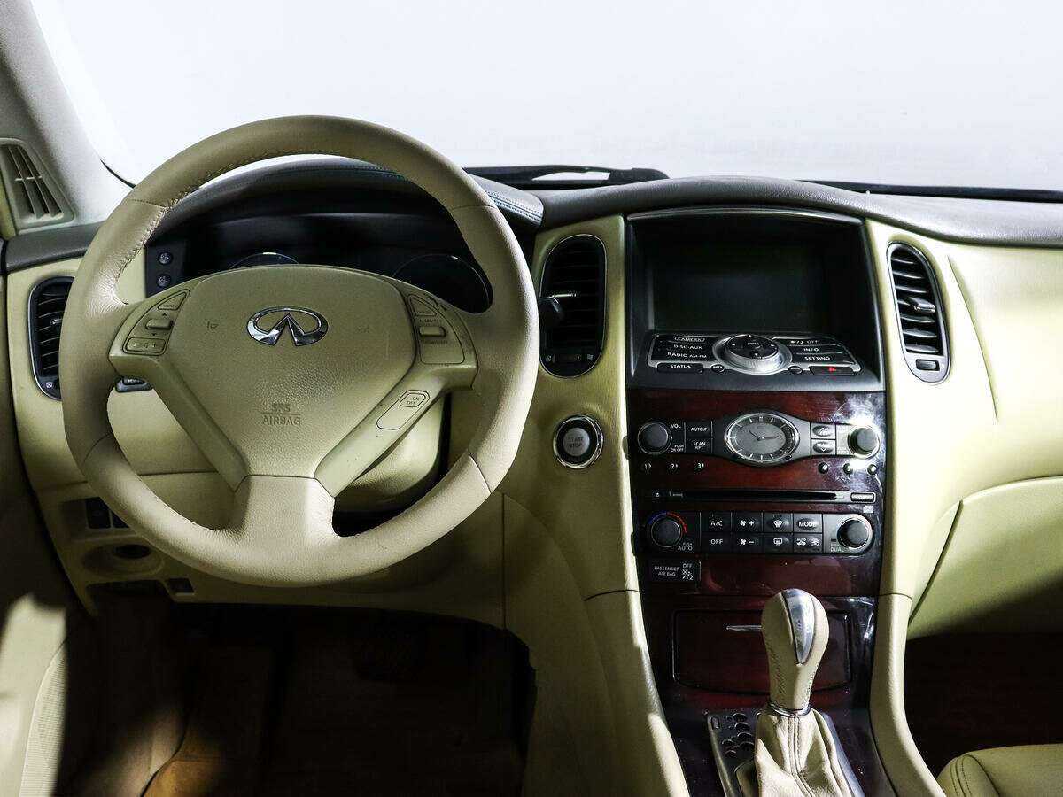 Купить Infiniti EX с пробегом. Фото: #8